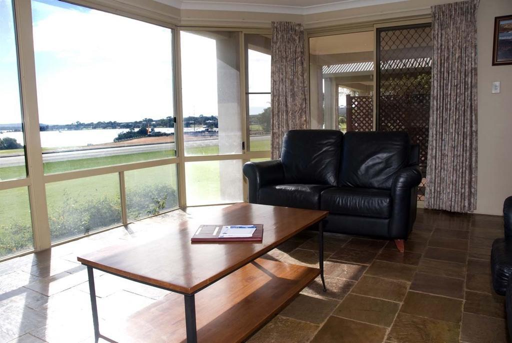 Pelican Shore Oceanfront Villa 6 Kalbarri Quarto foto